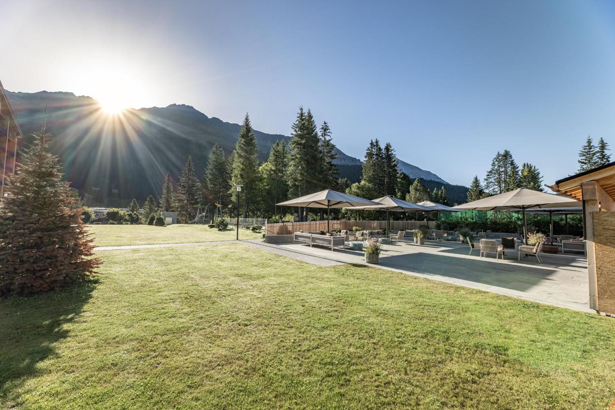 Valbella Resort Hotel 4*